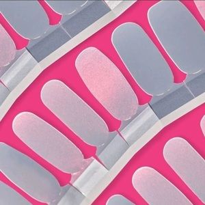 Color street Dove Me Not nail set